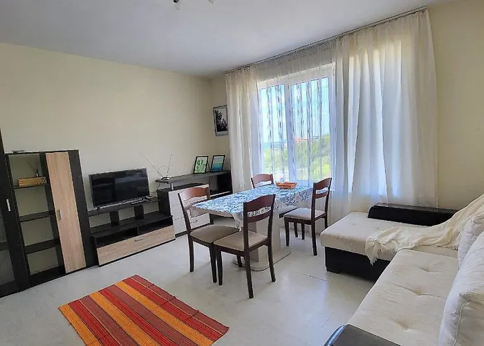 комплекс конти Apartmán Ravda