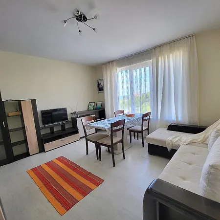комплекс конти Apartman Ravda